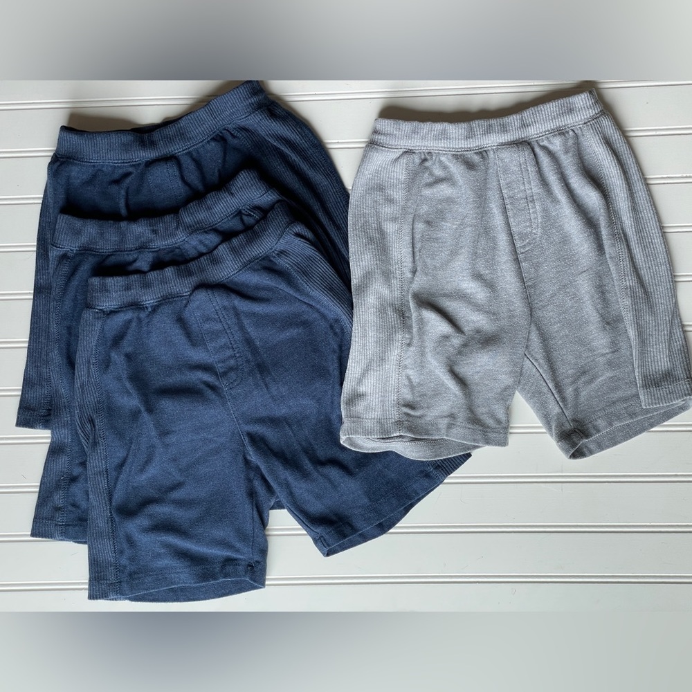 Lot of 4 size 8 boys chaser ribbed shorts
